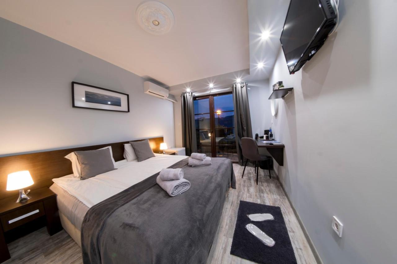 The Hill Hotel Veliko Tarnovo Ngoại thất bức ảnh